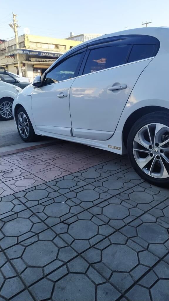 Renault Fluence 2010-2012 Marşpiyel