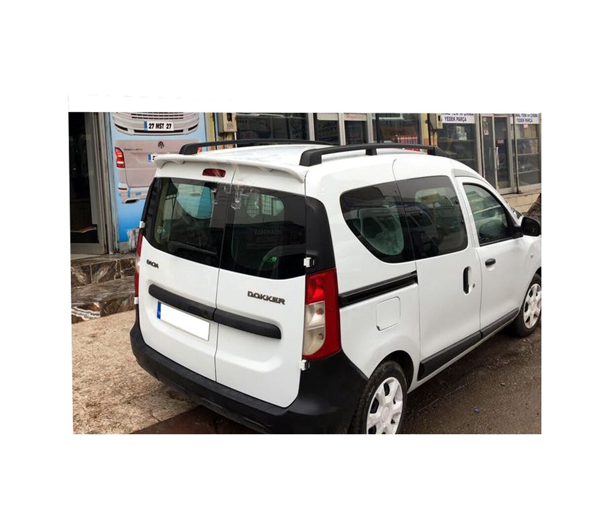 Dacia Dokker Anatomik Spoiler Fiber 2 Parça Boyalı N11.2888