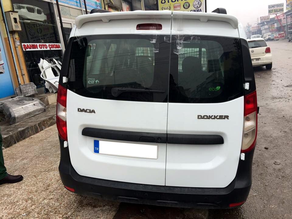 Dacia Dokker Anatomik Spoiler Fiber 2 Parça Boyalı N11.2888