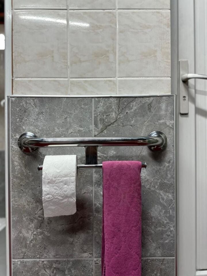 Paslanmaz Banyo Wc Havluluklu Tutunma Barı Paslanmaz Çelik