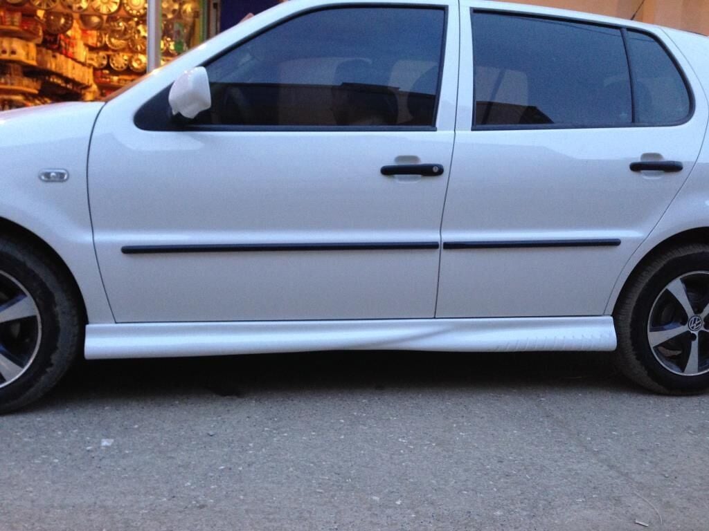 Volkswagen Polo Hb Çizgili Yan Marşpiyel 1996-2008 Model Arası