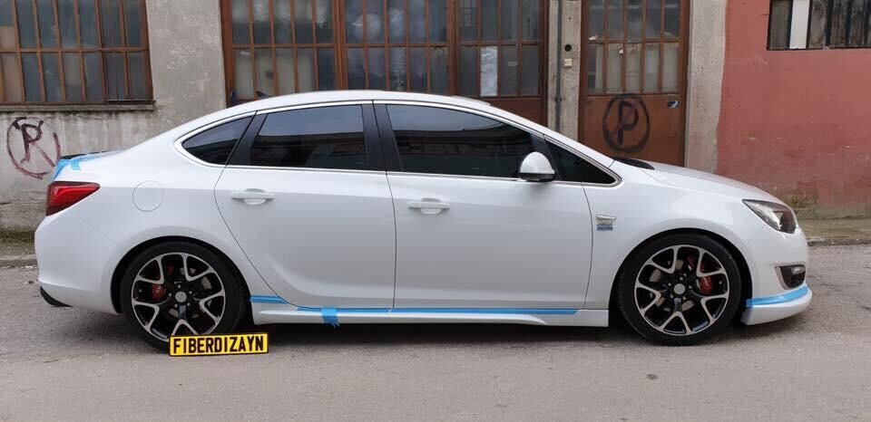 Opel Astra J Sedan Yan Marşpiyel (boyalı)