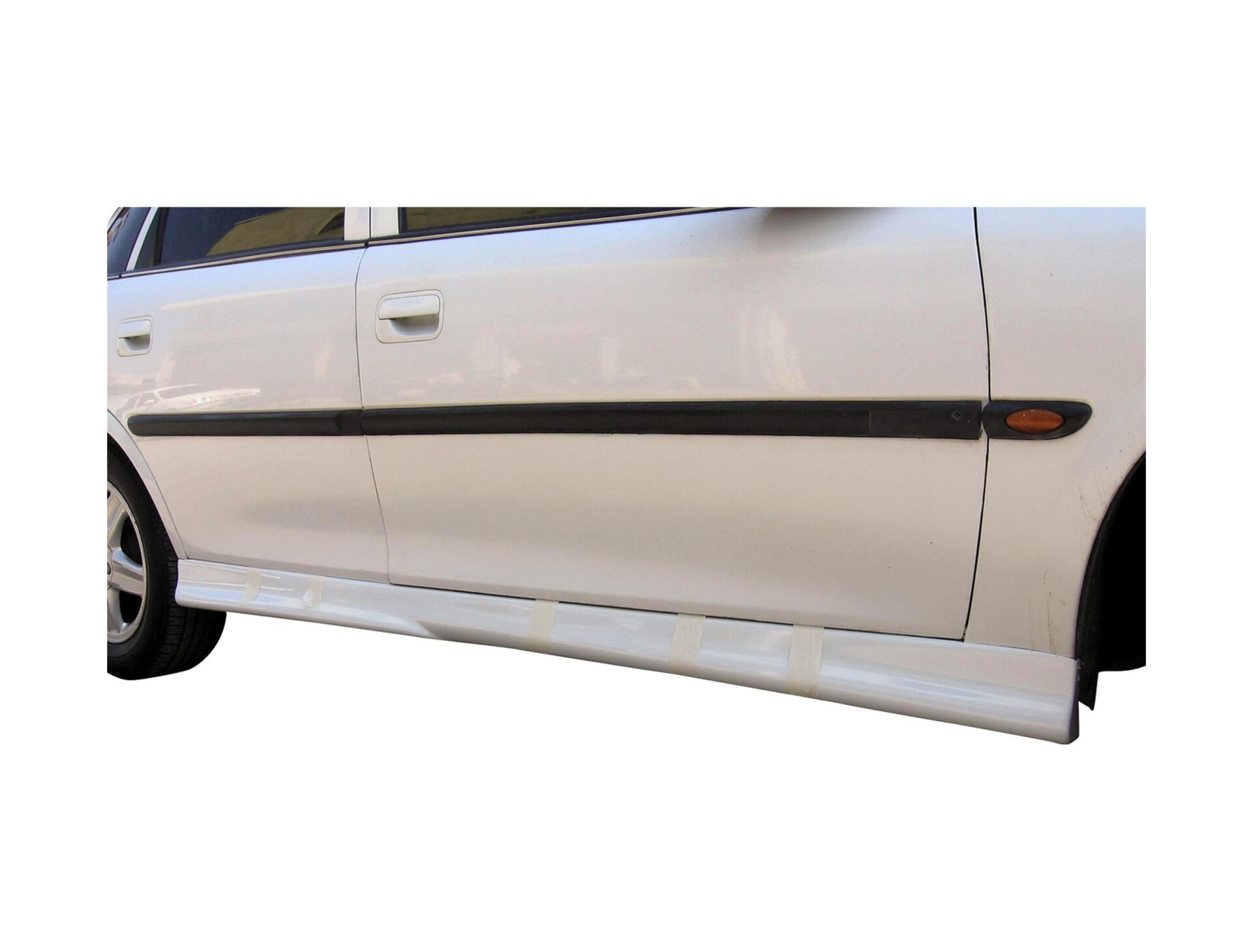 Opel Vectra A Yan Marşpiyel