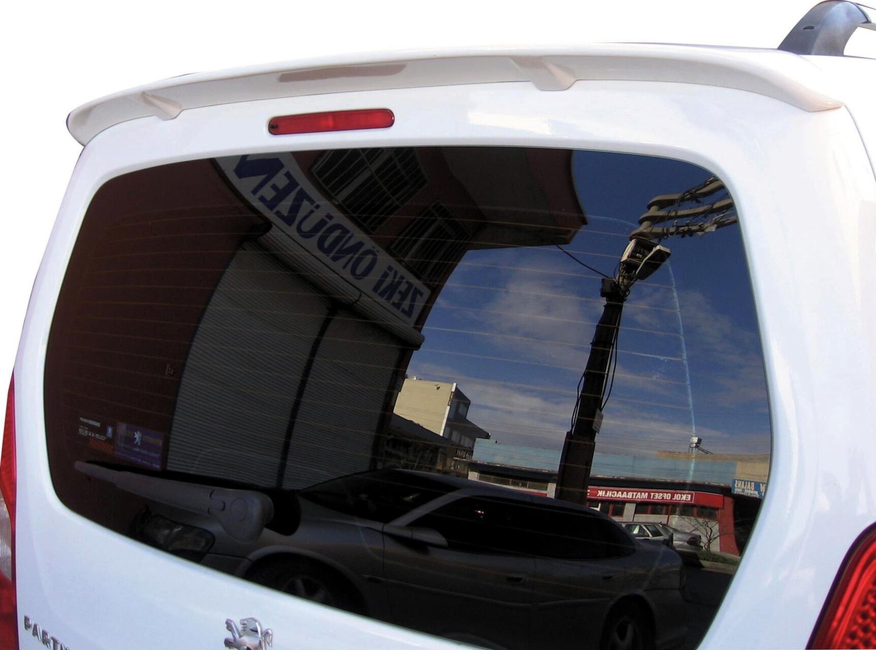 Peugeot Partner Tepee Anatomik Spoiler