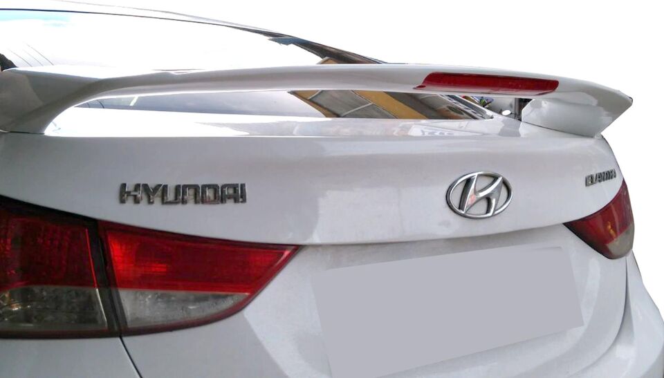 Hyundai Elantra Işıklı Spoiler 2011-2015 Model Arası