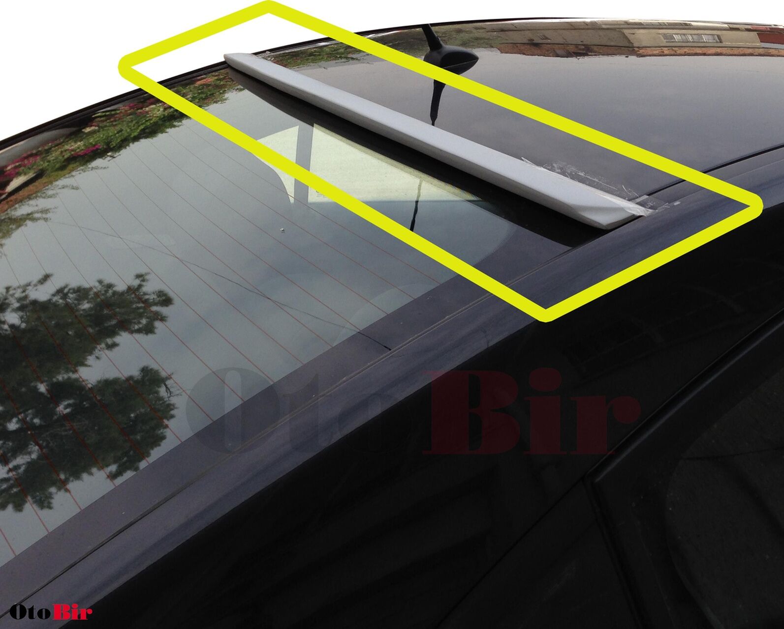 Toyota Uyumlu Avensis Cam Üstü Spoiler 2009-2015 Model Arası