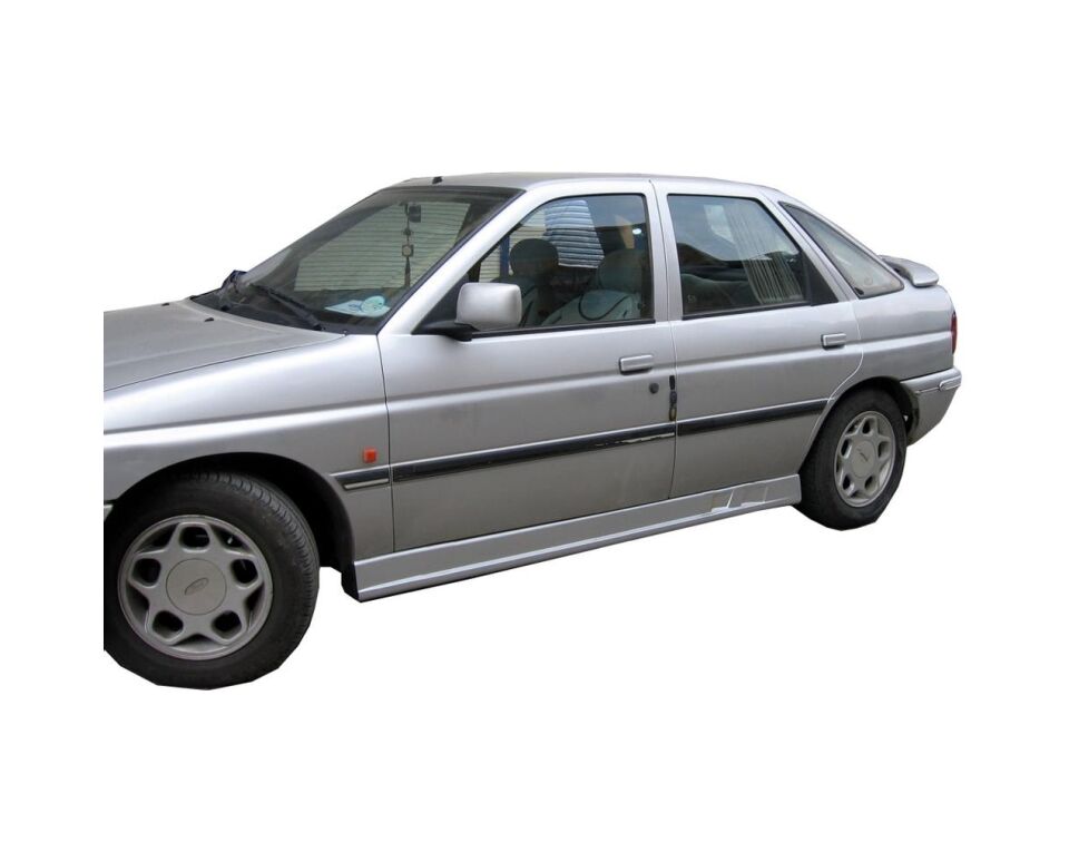 Ford Escort Yan Marşpiyel