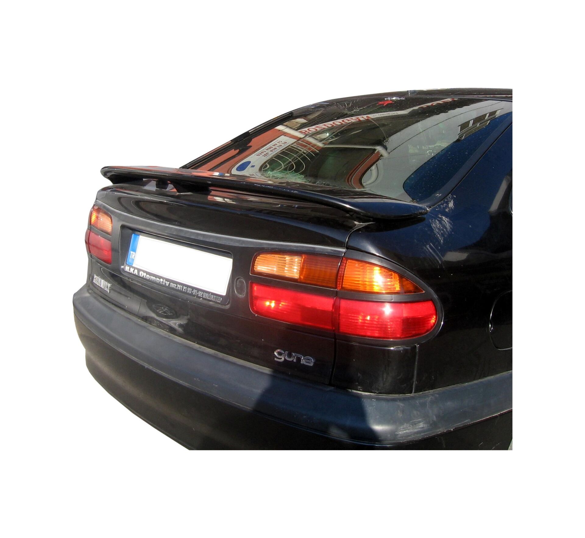 Renault Laguna 1 Bagaj Üstü Işıklı Spoiler